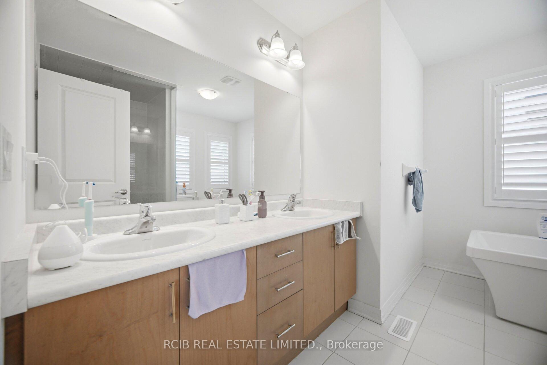 Photo 31 of 10 Thomas Gemmell Road, North Dumfries, Ayr — HOMEH