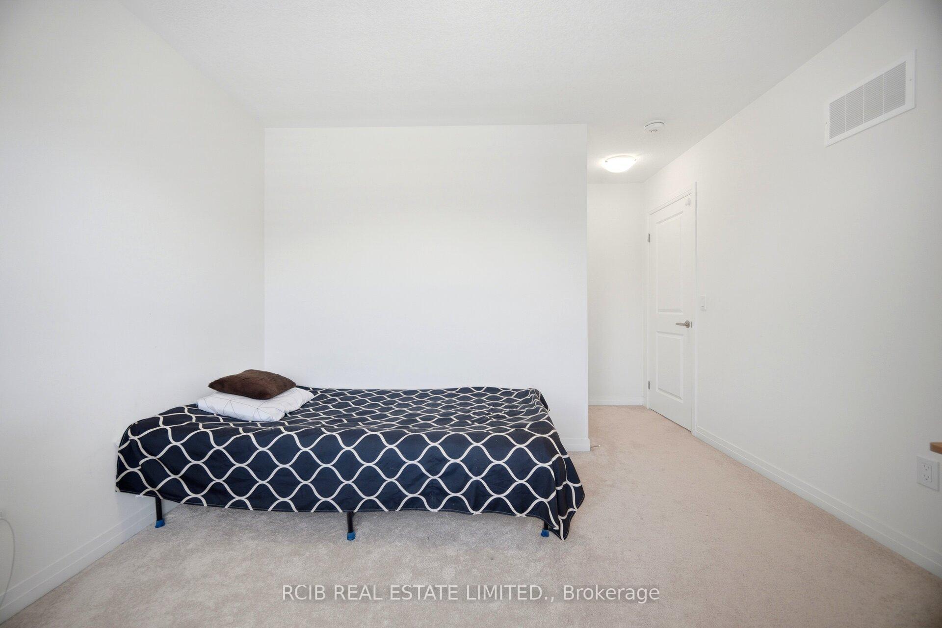 Photo 39 of 10 Thomas Gemmell Road, North Dumfries, Ayr — HOMEH