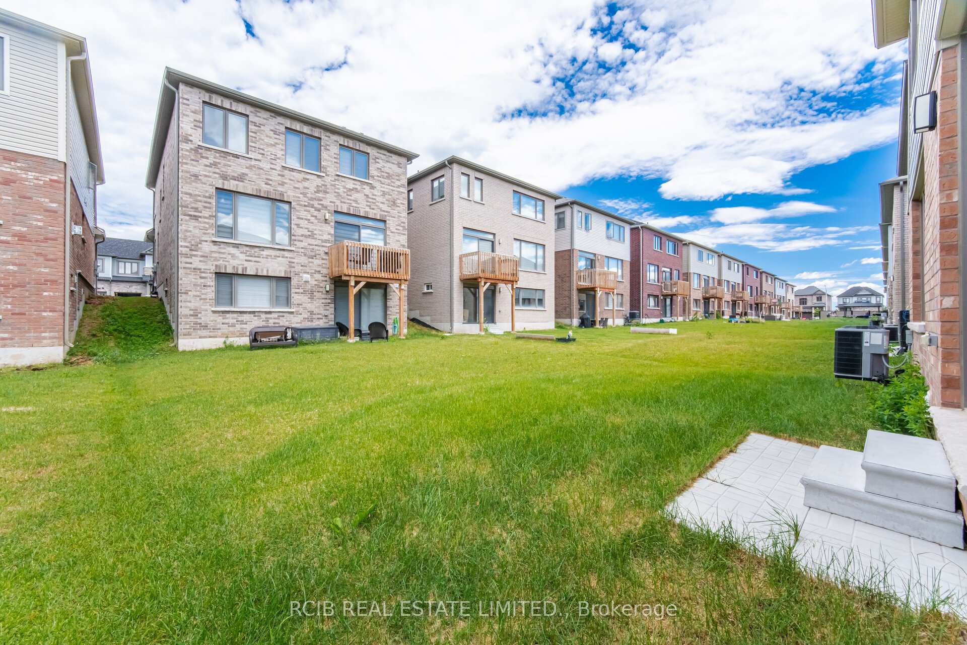 Photo 47 of 10 Thomas Gemmell Road, North Dumfries, Ayr — HOMEH