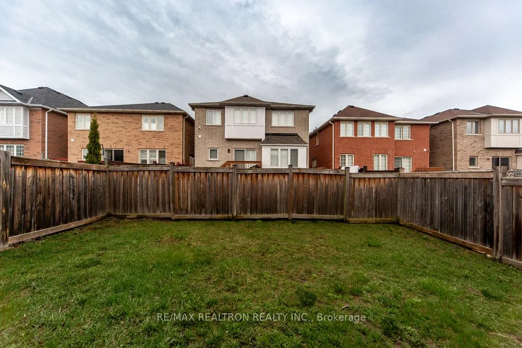 Photo 83 of 24 Skelton Crescent, Ajax, Northeast Ajax — HOMEH