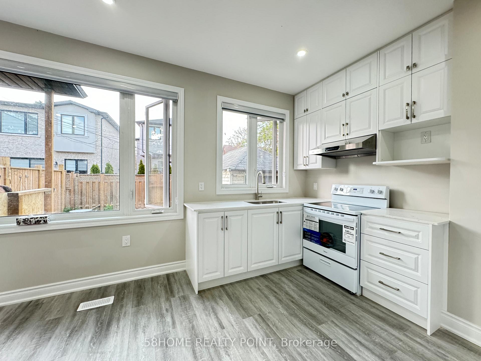 Photo 1 of Unit 3, 374 O'connor Drive, Toronto, East York — HOMEH
