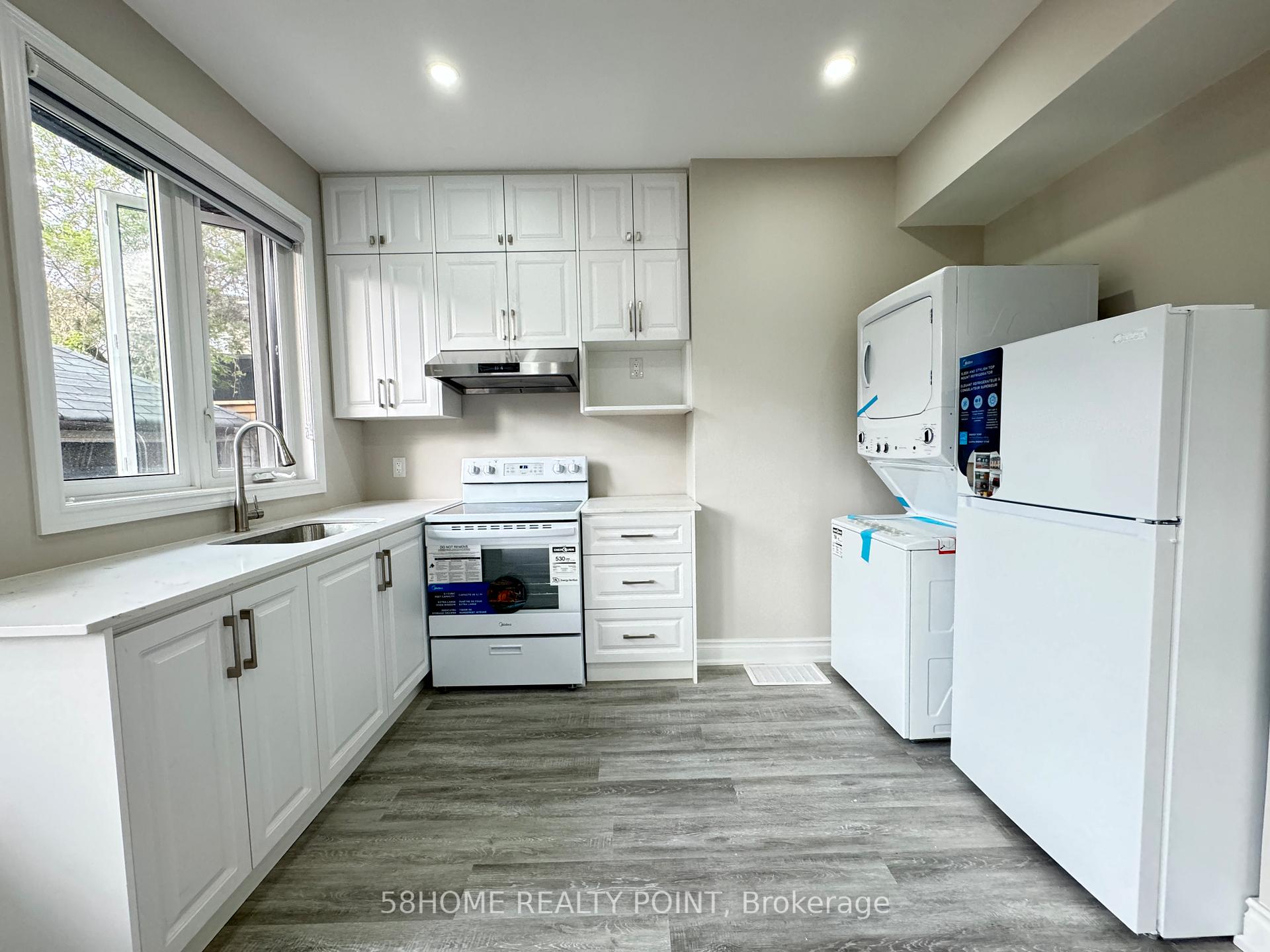 Photo 2 of Unit 3, 374 O'connor Drive, Toronto, East York — HOMEH