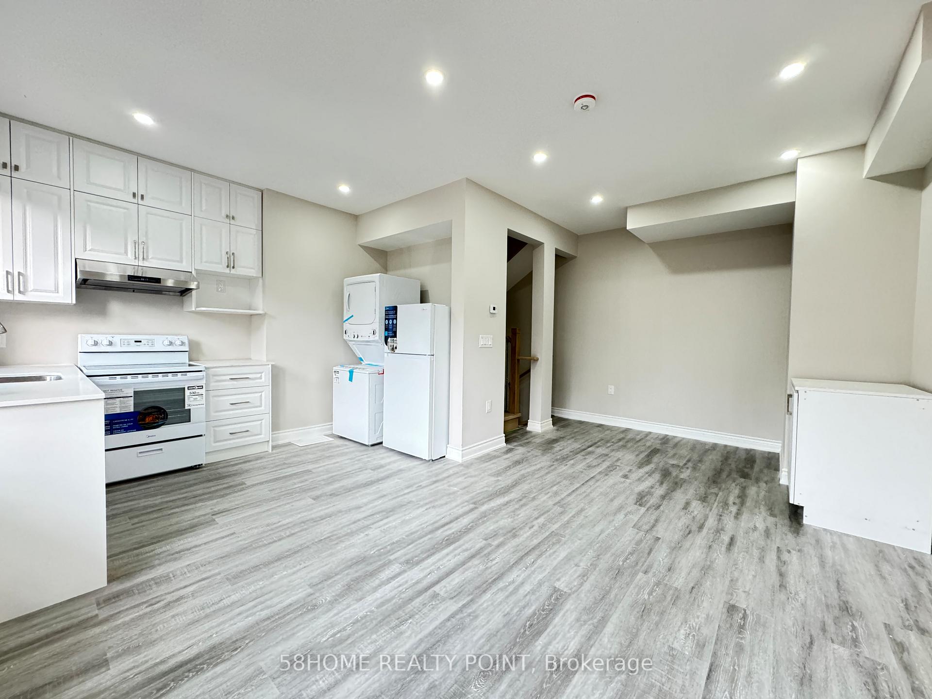 Photo 3 of Unit 3, 374 O'connor Drive, Toronto, East York — HOMEH