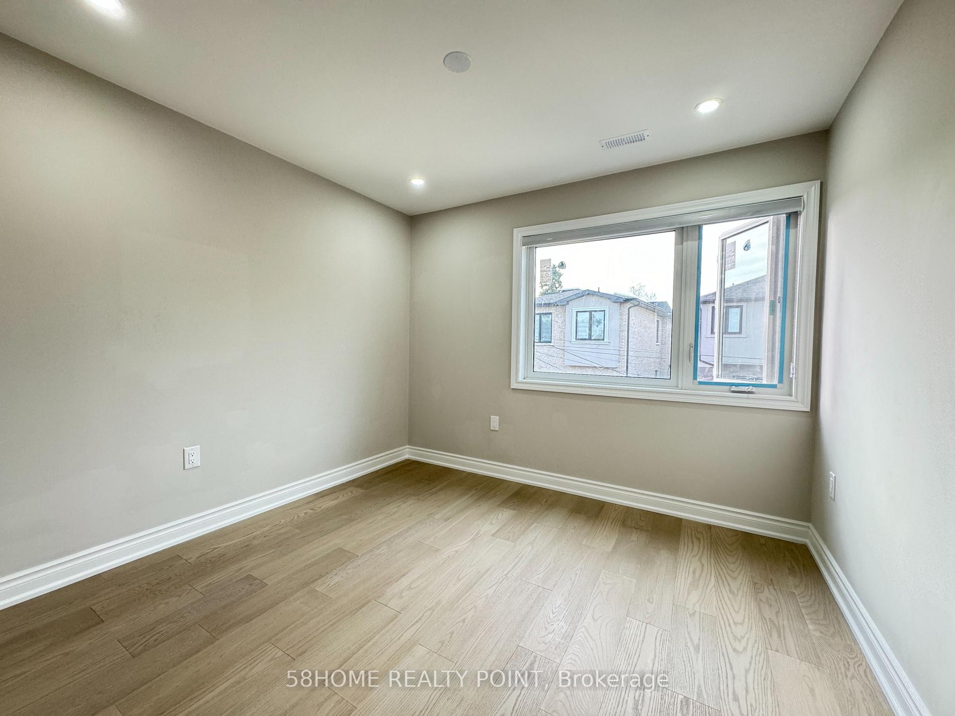 Photo 9 of Unit 3, 374 O'connor Drive, Toronto, East York — HOMEH