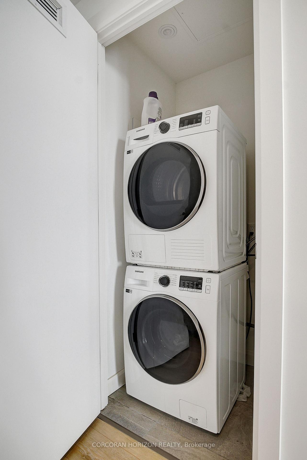 Photo 9 of Unit 1710, 741 King Street W, Waterloo, KW Hospital — HOMEH