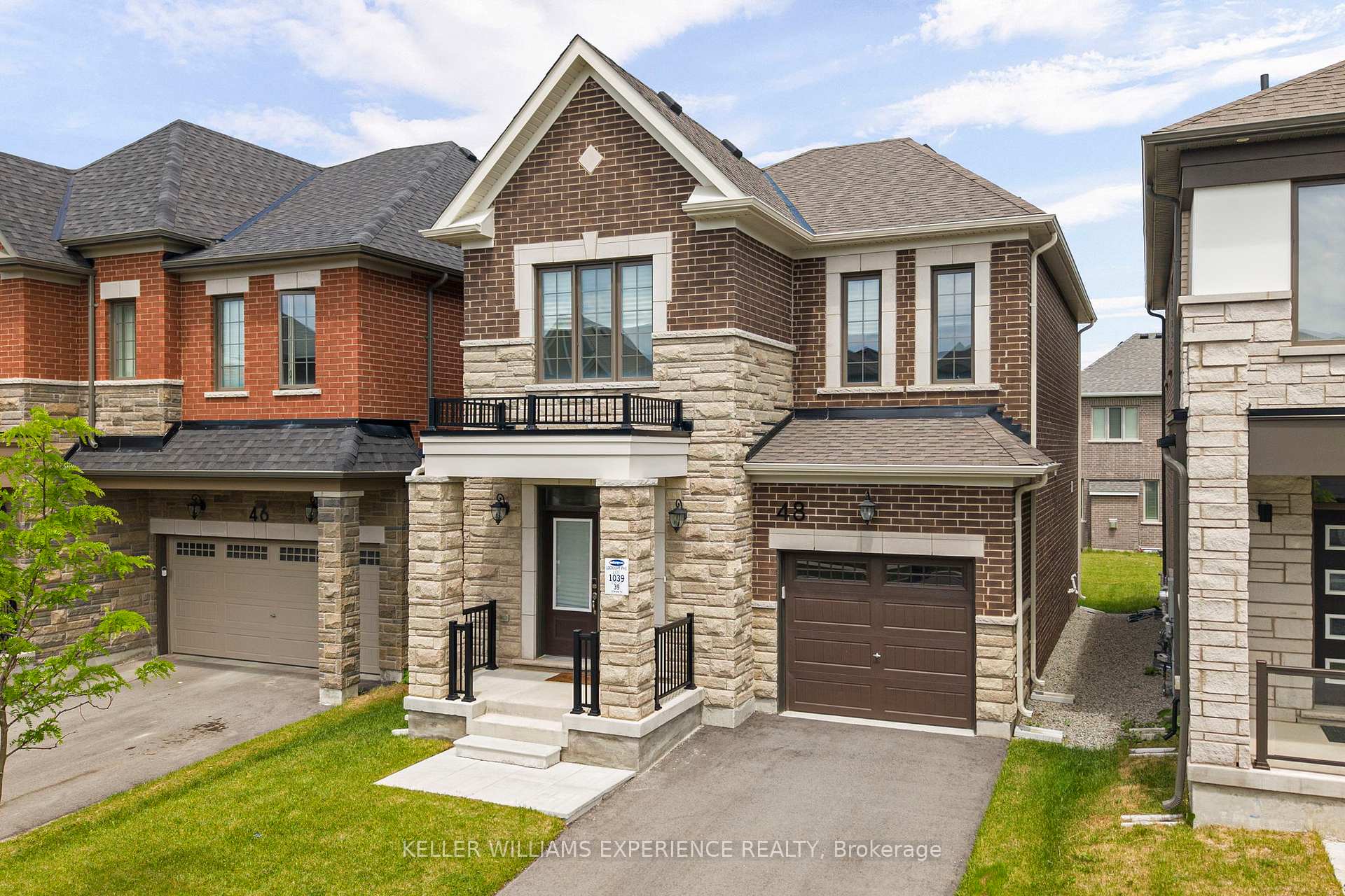Photo 2 of 48 Mcbride Trail, Barrie, Innis-Shore — HOMEH