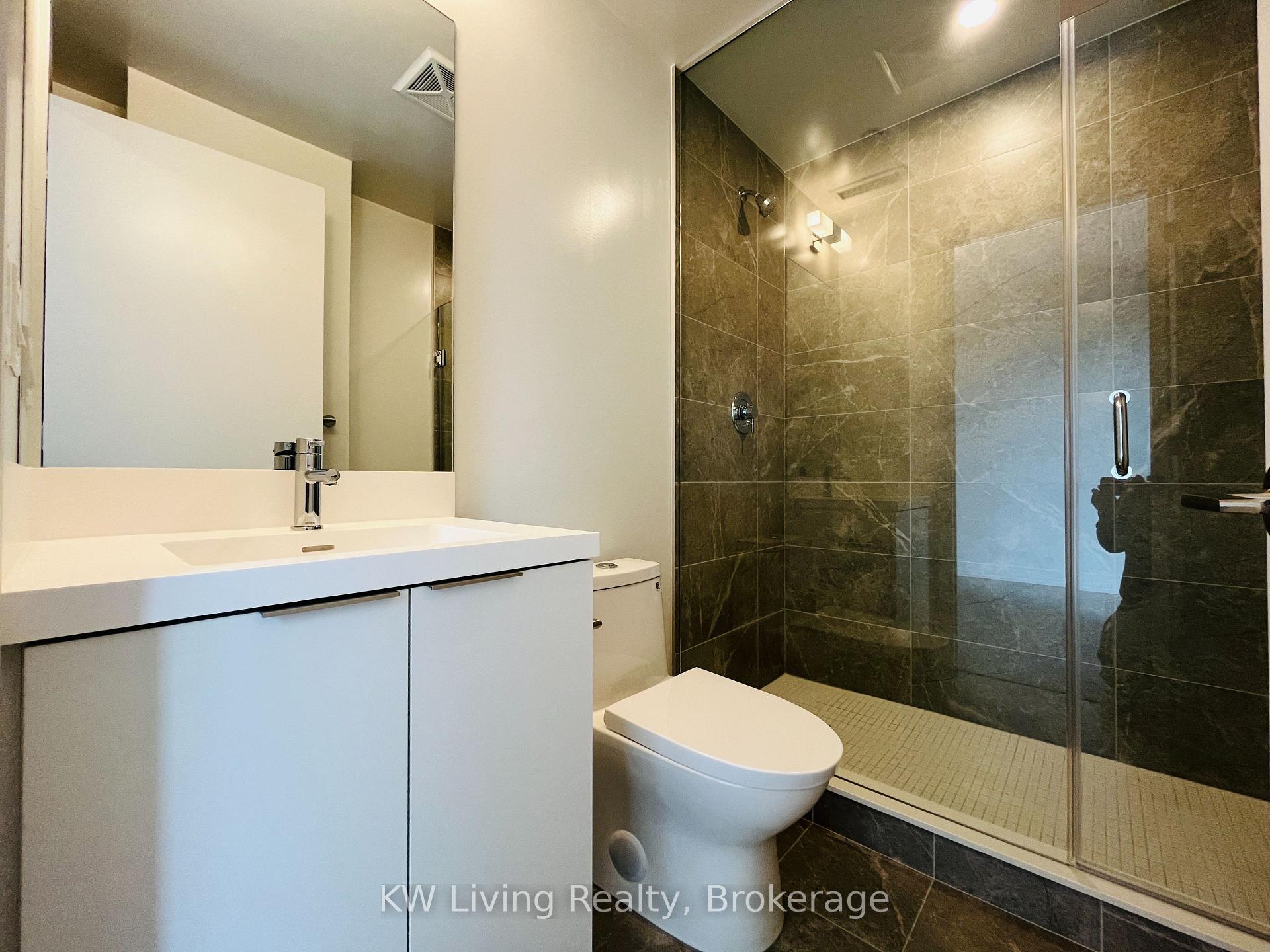 Photo 10 of Unit 1822, 400 King Street W, Toronto, Waterfront Communities — HOMEH