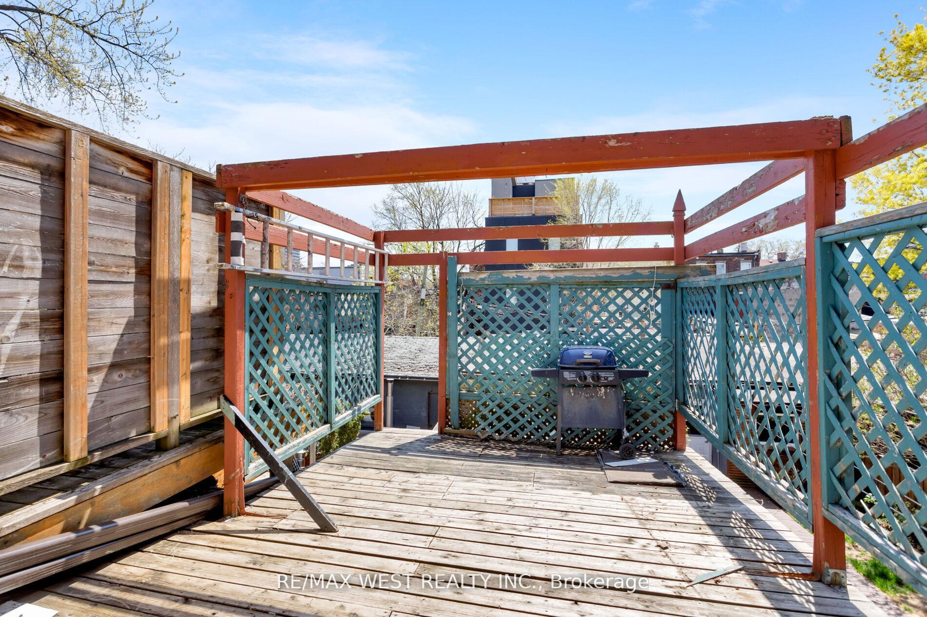 Photo 27 of 39 Noble Street, Toronto, Roncesvalles — HOMEH