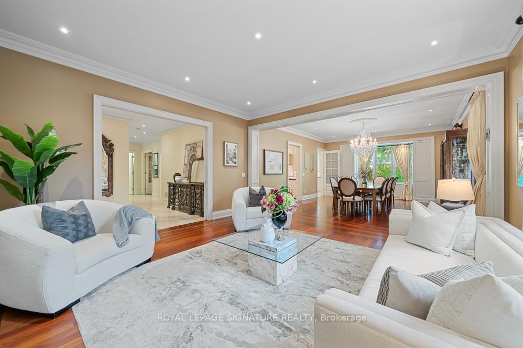 Photo 3 of 428 Glengrove Avenue, Toronto, Bedford Park-Nortown — HOMEH