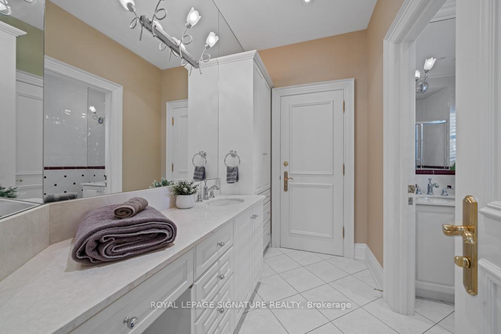 Photo 18 of 428 Glengrove Avenue, Toronto, Bedford Park-Nortown — HOMEH