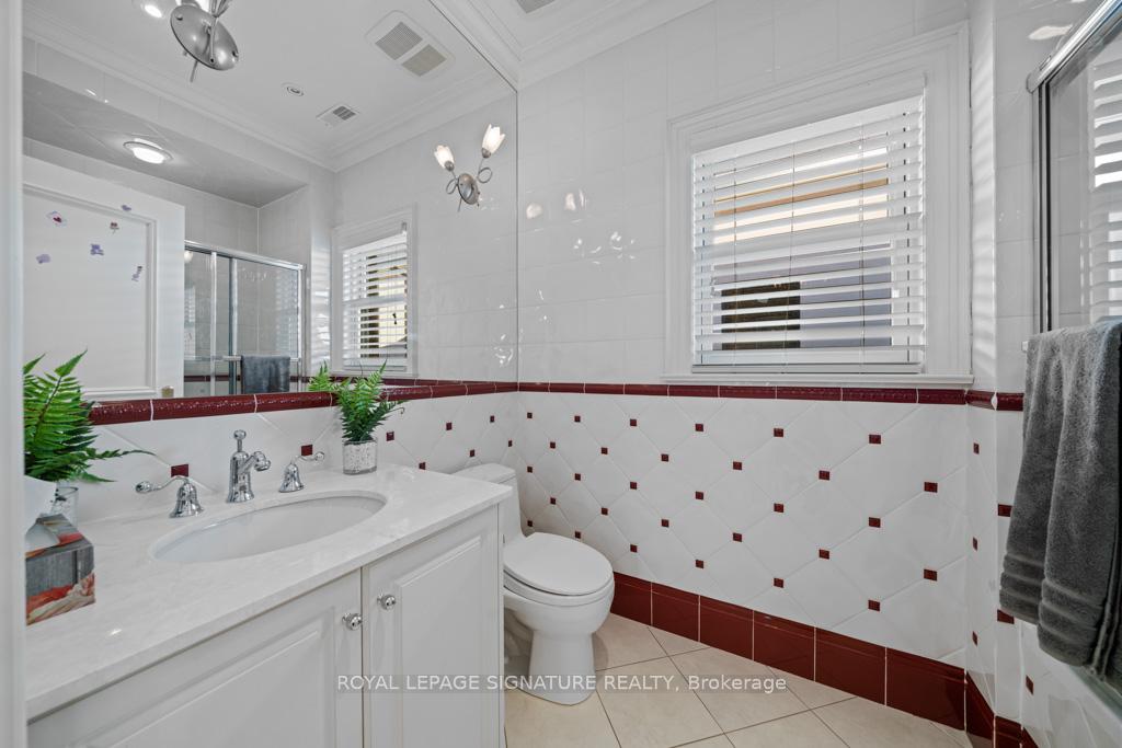 Photo 19 of 428 Glengrove Avenue, Toronto, Bedford Park-Nortown — HOMEH