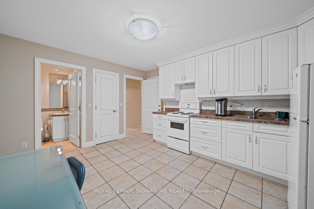 Photo 27 of 428 Glengrove Avenue, Toronto, Bedford Park-Nortown — HOMEH