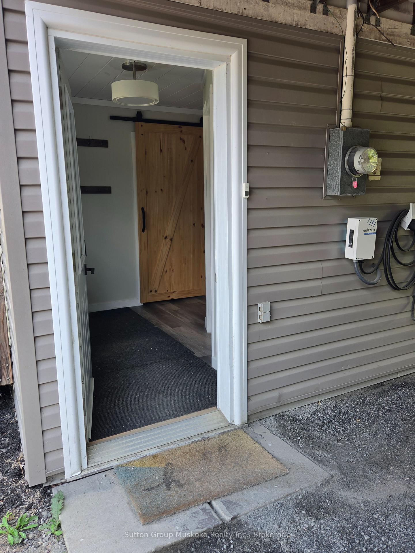 Photo 27 of 11 West Road, Huntsville — HOMEH