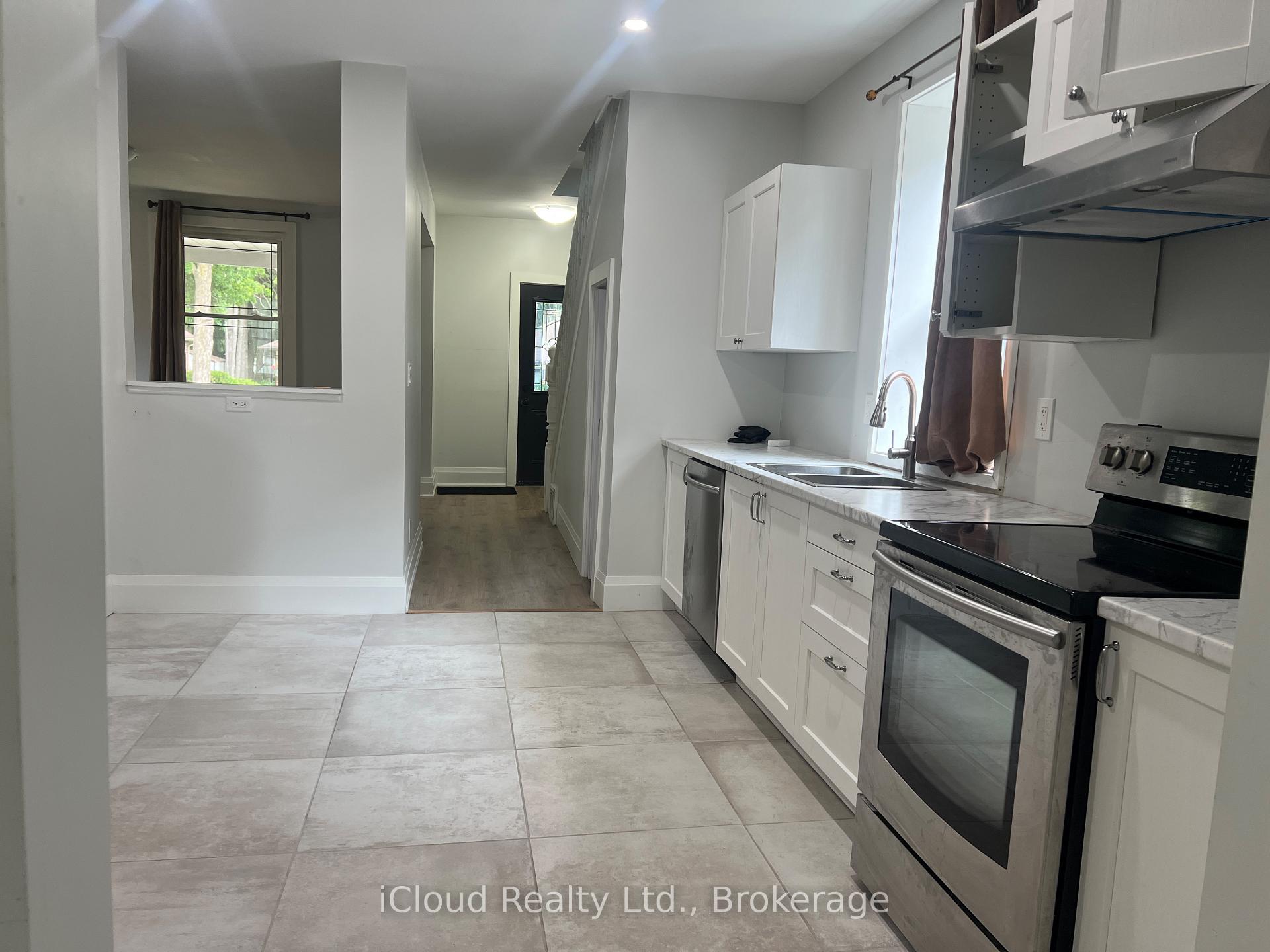 Photo 6 of 71 Osprey Street S, Southgate — HOMEH