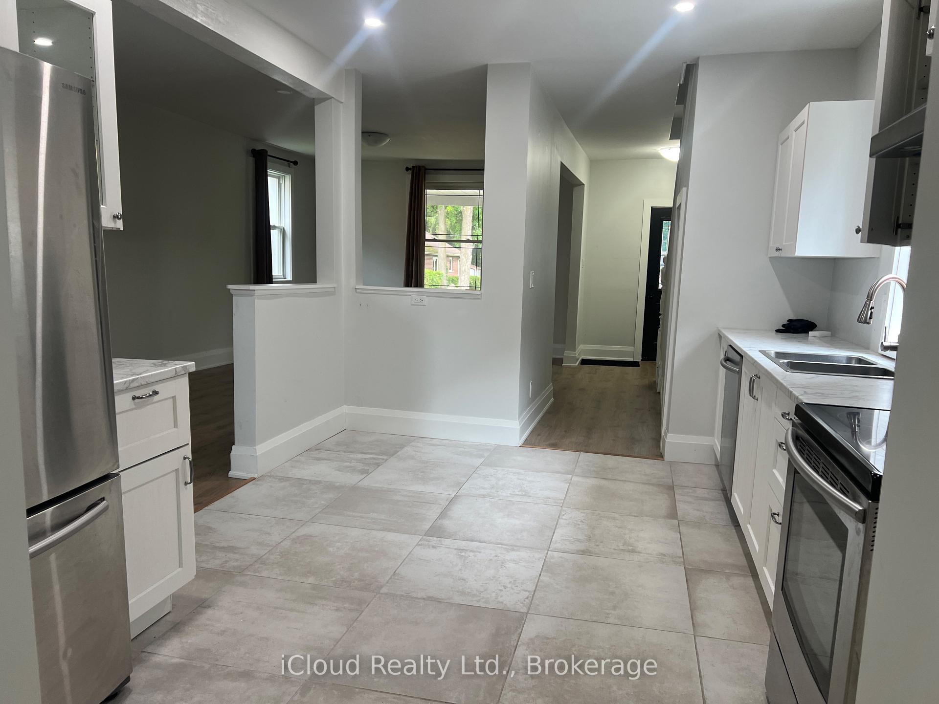 Photo 7 of 71 Osprey Street S, Southgate — HOMEH