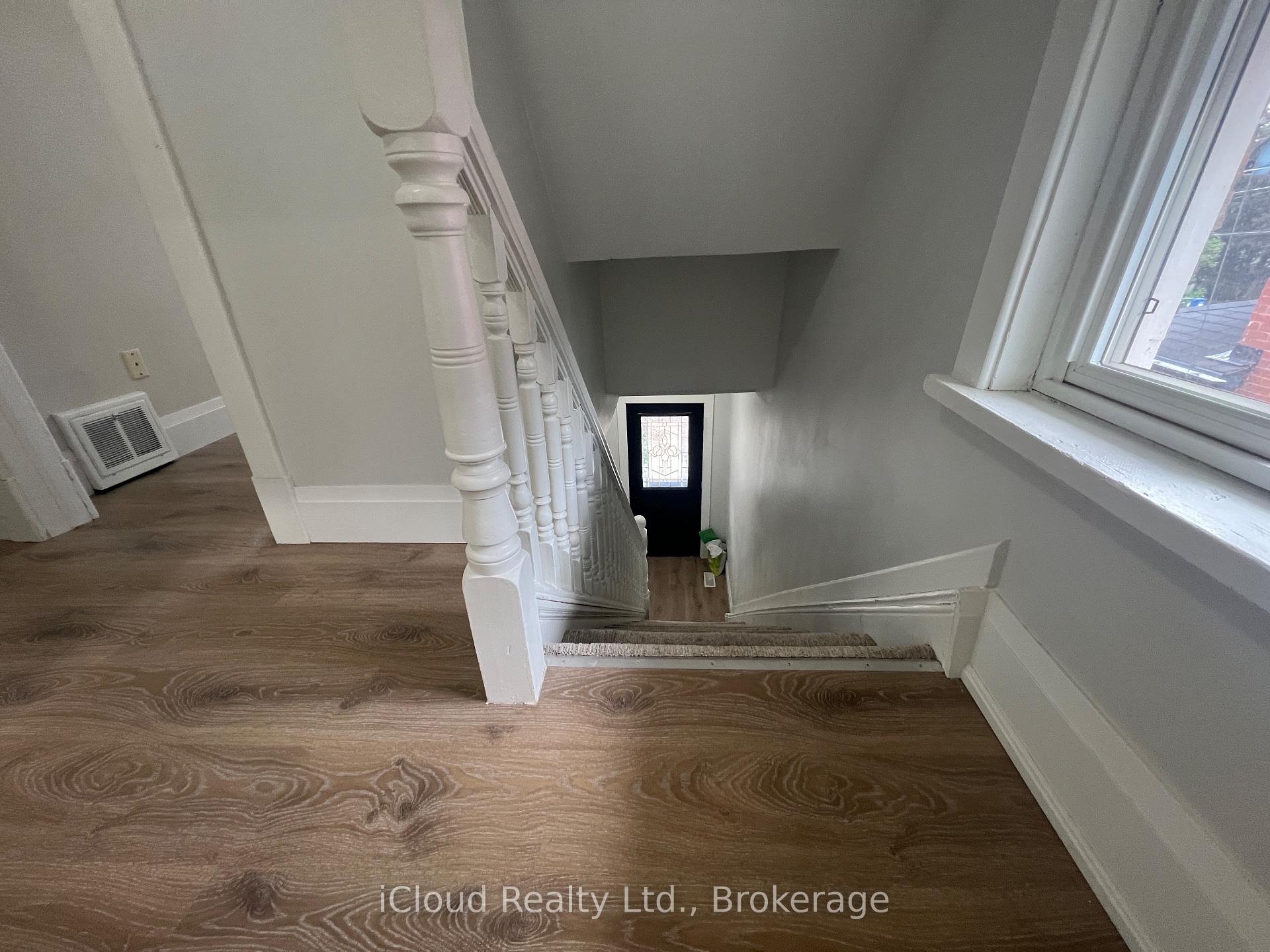 Photo 20 of 71 Osprey Street S, Southgate — HOMEH