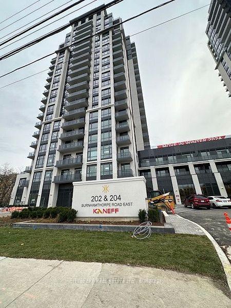 Front of Unit 1310, 204 Burnhamthorpe Road E