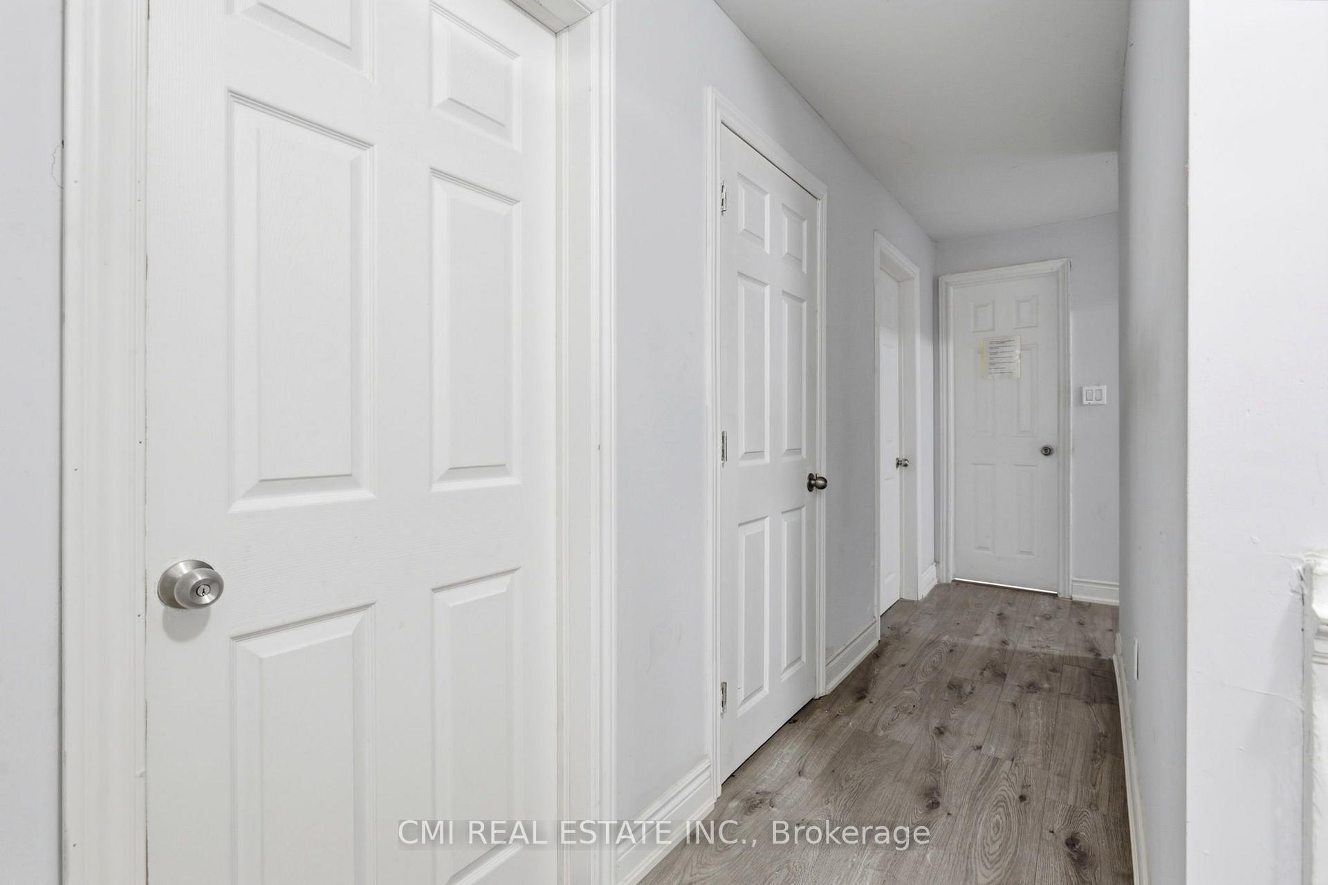 Photo 17 of 255 Hall Avenue, Windsor, Walkerville — HOMEH