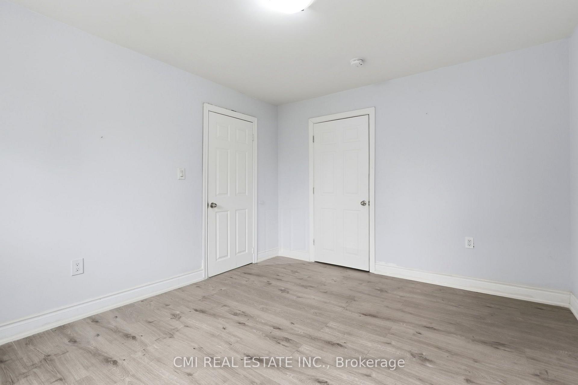 Photo 27 of 255 Hall Avenue, Windsor, Walkerville — HOMEH
