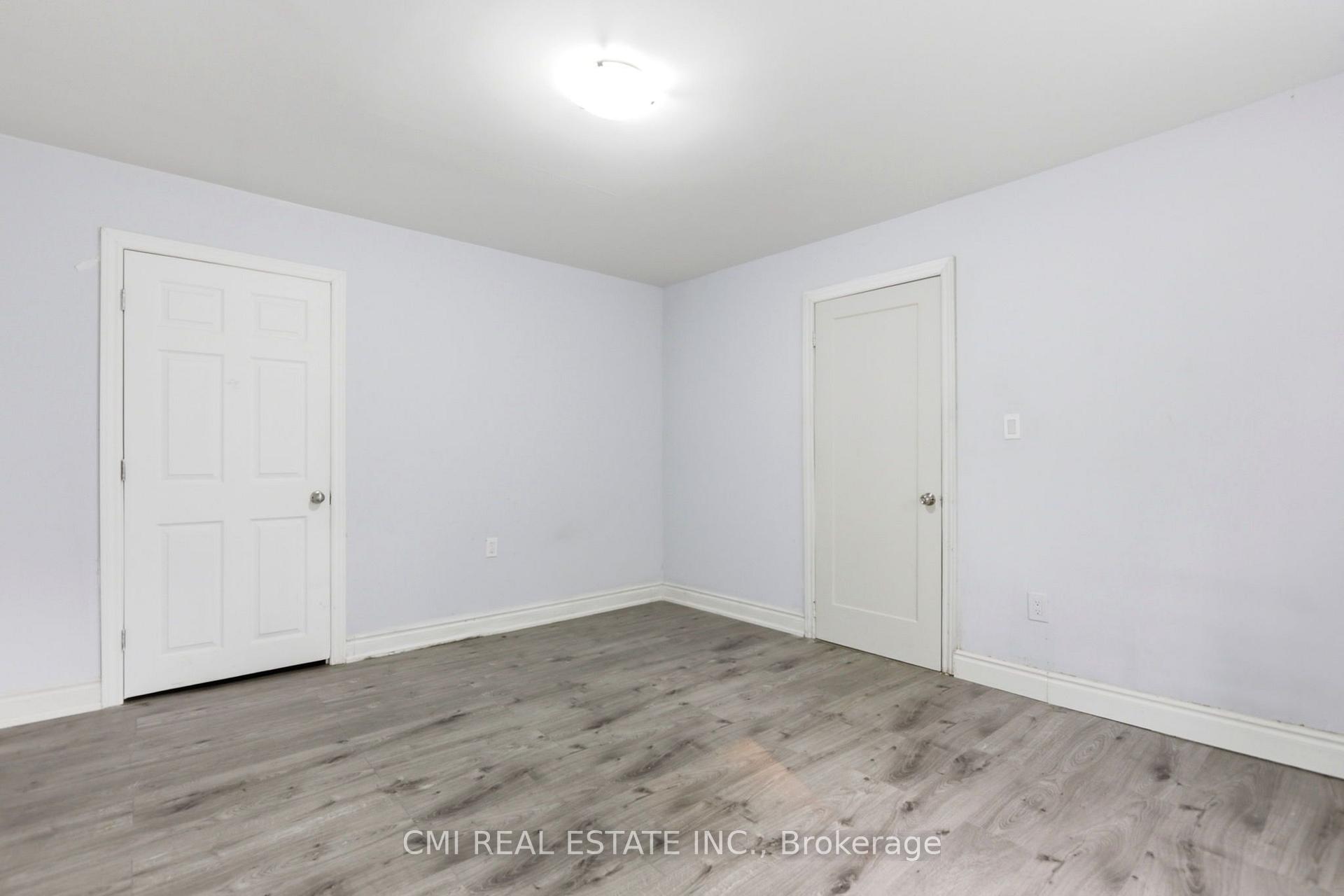 Photo 30 of 255 Hall Avenue, Windsor, Walkerville — HOMEH