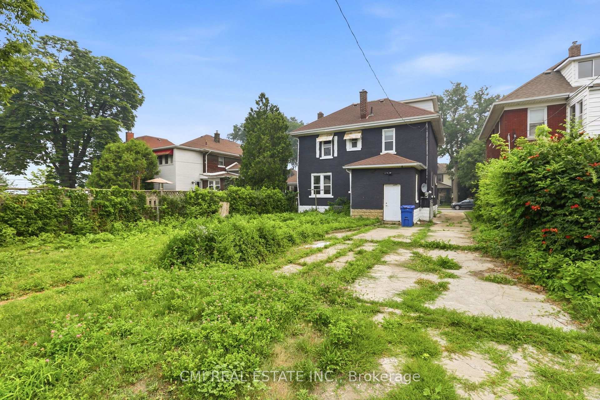 Photo 48 of 255 Hall Avenue, Windsor, Walkerville — HOMEH