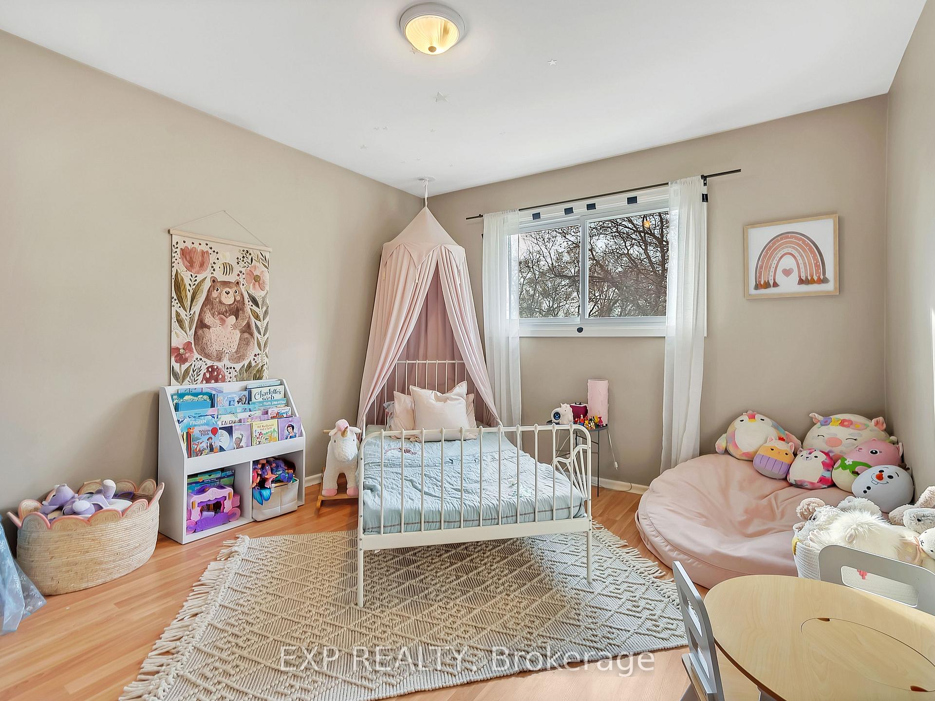 Photo 27 of 16 Applewood Drive, Belleville, Belleville Ward — HOMEH