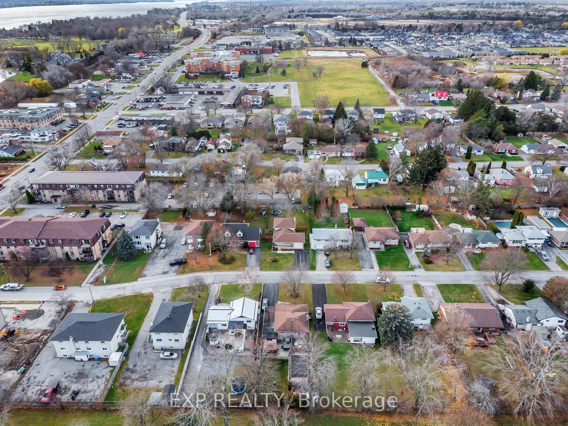 Photo 44 of 16 Applewood Drive, Belleville, Belleville Ward — HOMEH