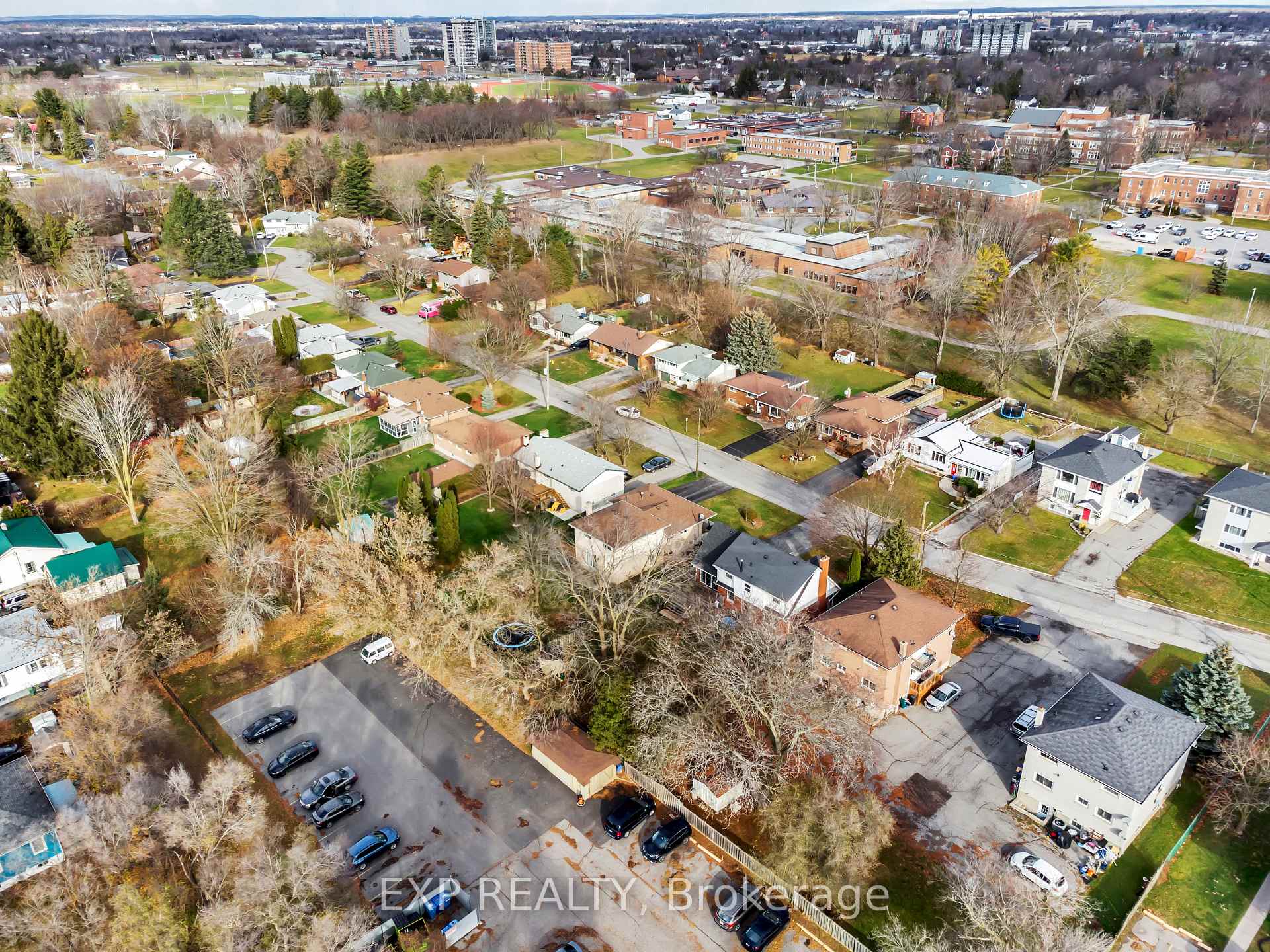 Photo 51 of 16 Applewood Drive, Belleville, Belleville Ward — HOMEH