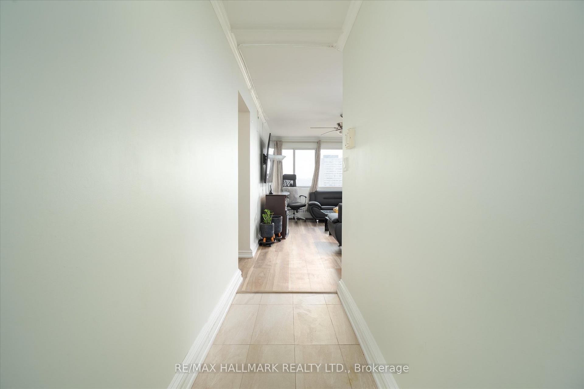 Photo 6 of Unit 1101, 725 Don Mills Road, Toronto, Flemingdon Park — HOMEH