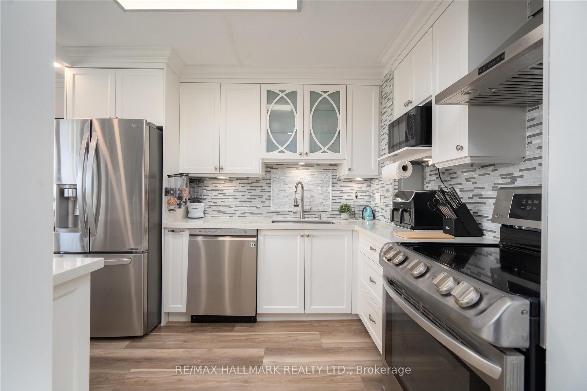 Photo 10 of Unit 1101, 725 Don Mills Road, Toronto, Flemingdon Park — HOMEH