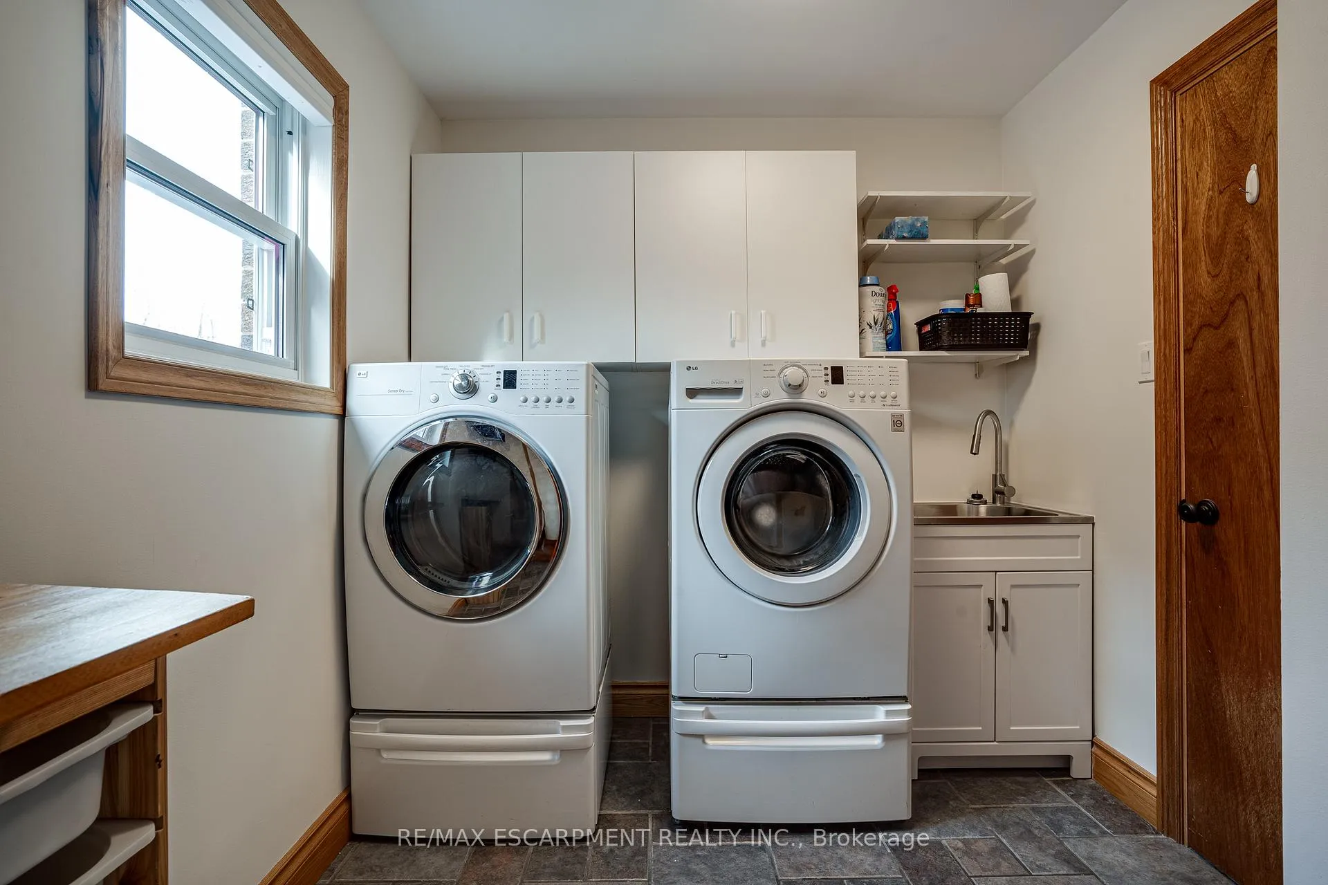 Photo 19 of 5 Broad Oak Court, Hamilton, Dundas — HOMEH
