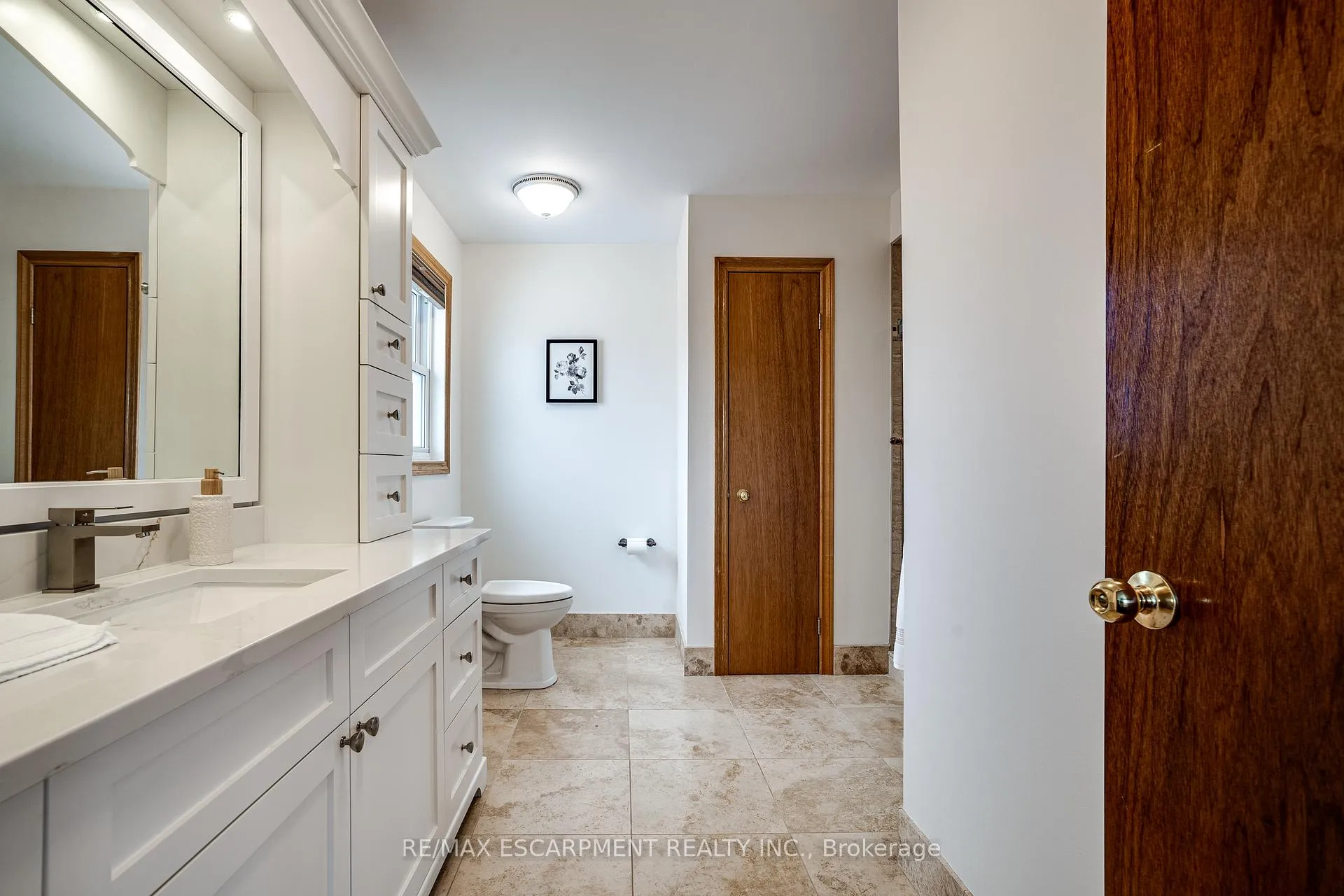Photo 23 of 5 Broad Oak Court, Hamilton, Dundas — HOMEH