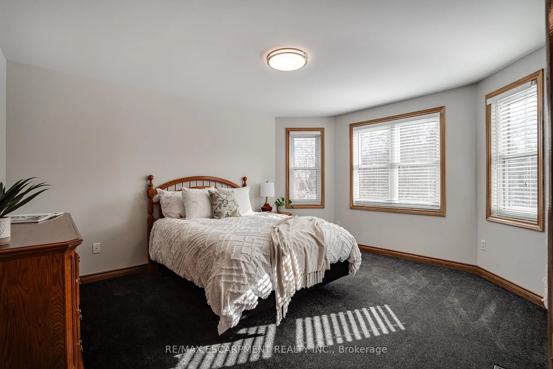 Photo 25 of 5 Broad Oak Court, Hamilton, Dundas — HOMEH
