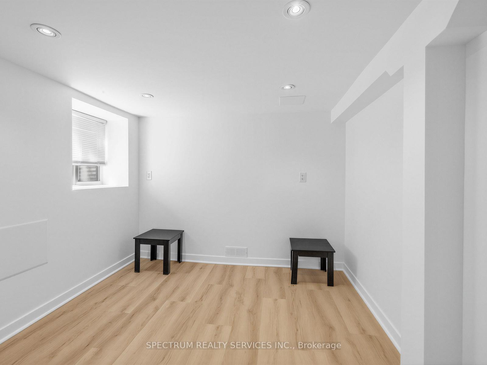 Photo 20 of 29 Raglan Avenue, Toronto, Humewood-Cedarvale — HOMEH