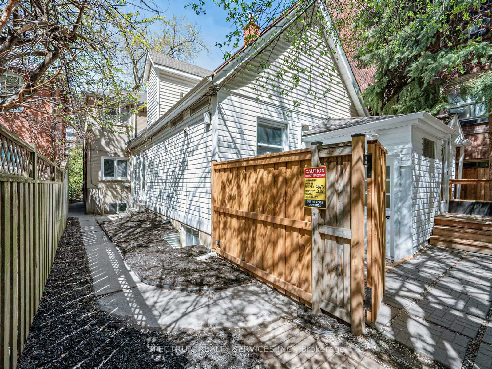 Photo 28 of 29 Raglan Avenue, Toronto, Humewood-Cedarvale — HOMEH