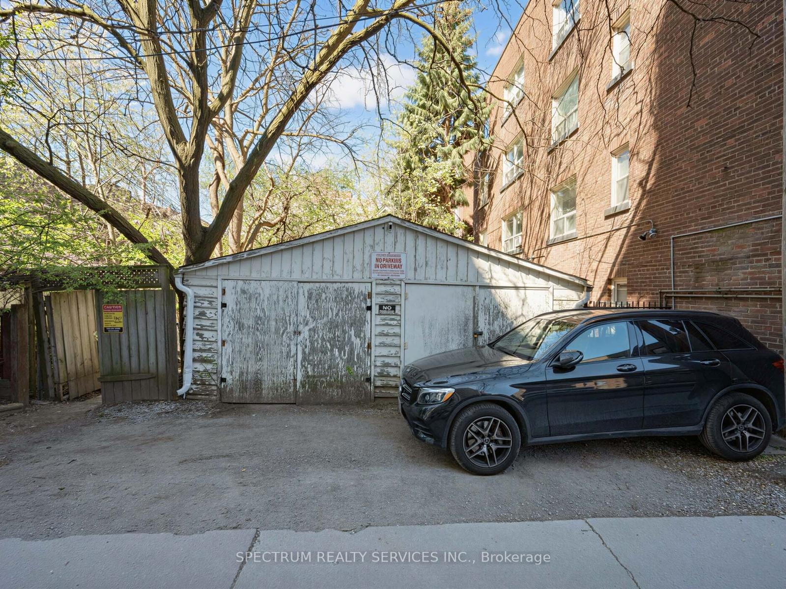 Photo 29 of 29 Raglan Avenue, Toronto, Humewood-Cedarvale — HOMEH
