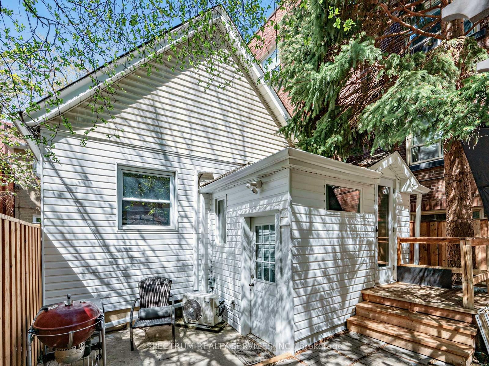 Photo 30 of 29 Raglan Avenue, Toronto, Humewood-Cedarvale — HOMEH