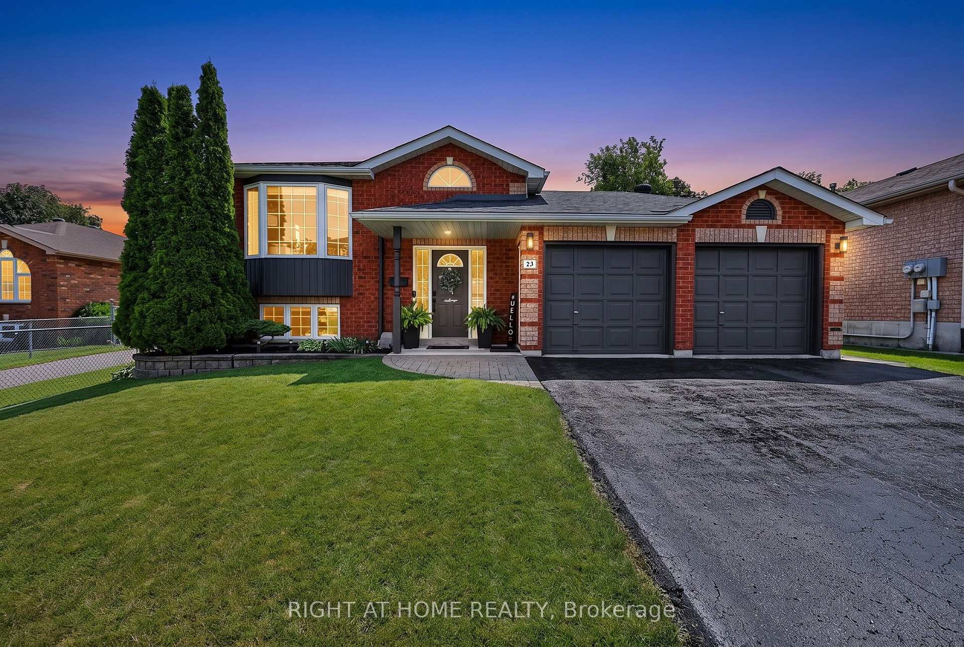 Photo 1 of 23 Osprey Ridge Road, Barrie, Little Lake — HOMEH