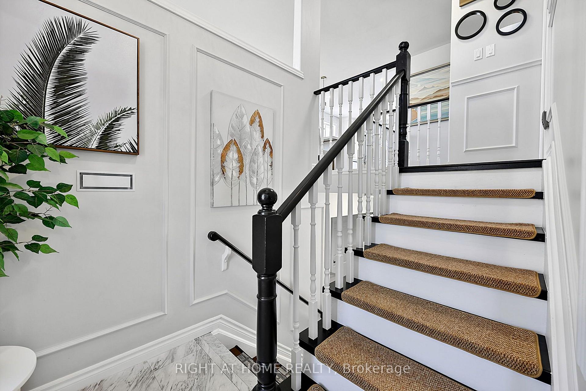 Photo 6 of 23 Osprey Ridge Road, Barrie, Little Lake — HOMEH