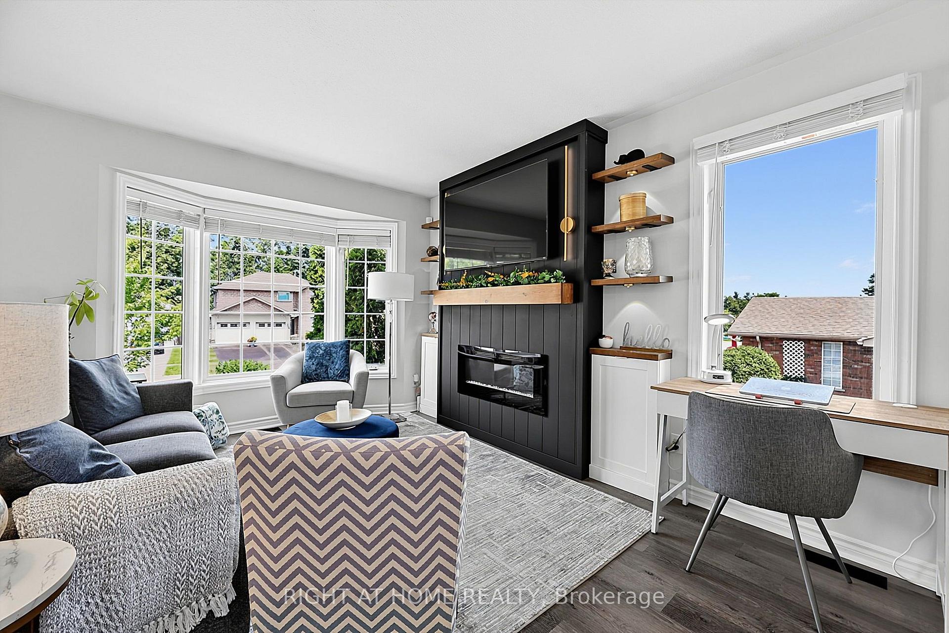 Photo 7 of 23 Osprey Ridge Road, Barrie, Little Lake — HOMEH