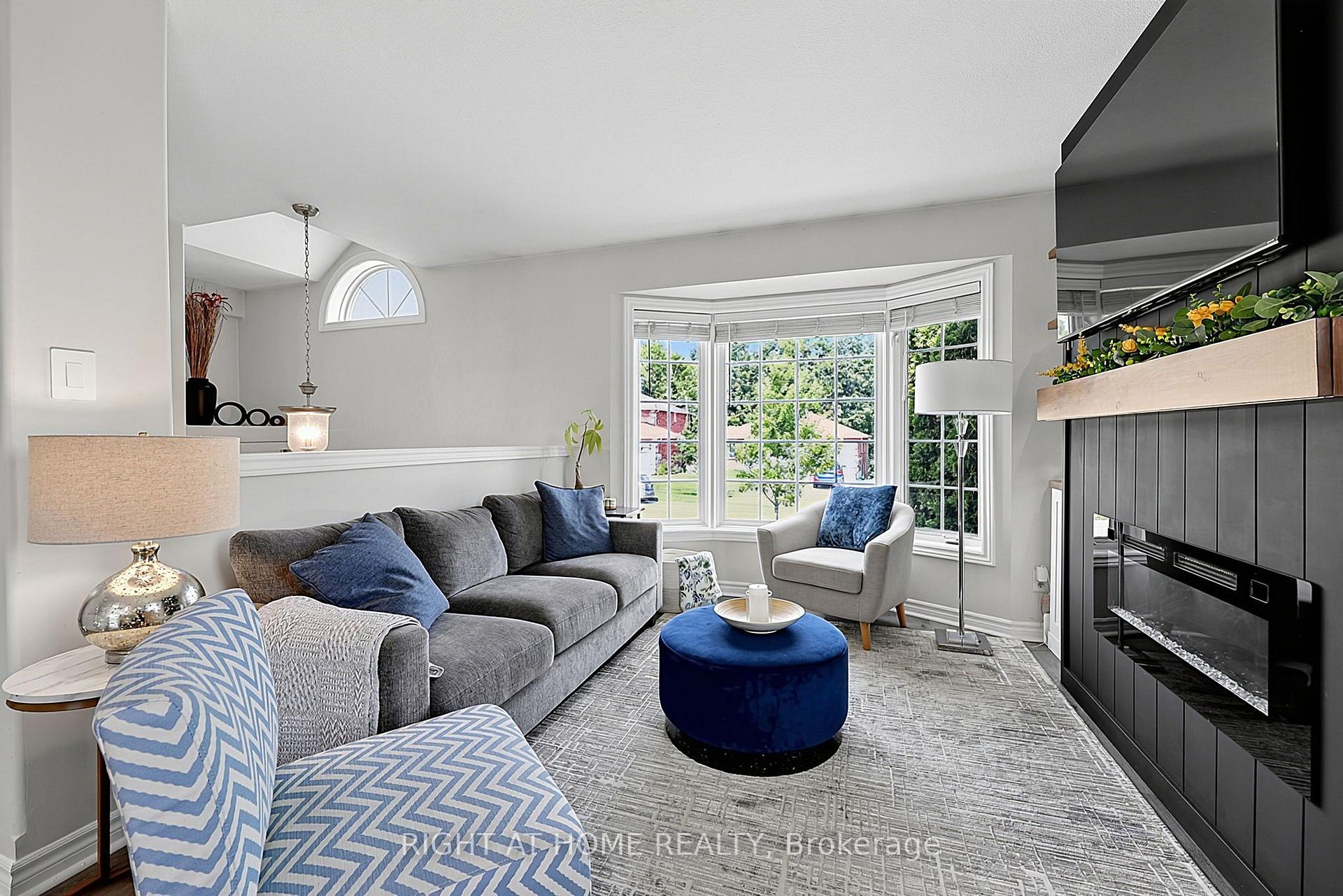 Photo 8 of 23 Osprey Ridge Road, Barrie, Little Lake — HOMEH