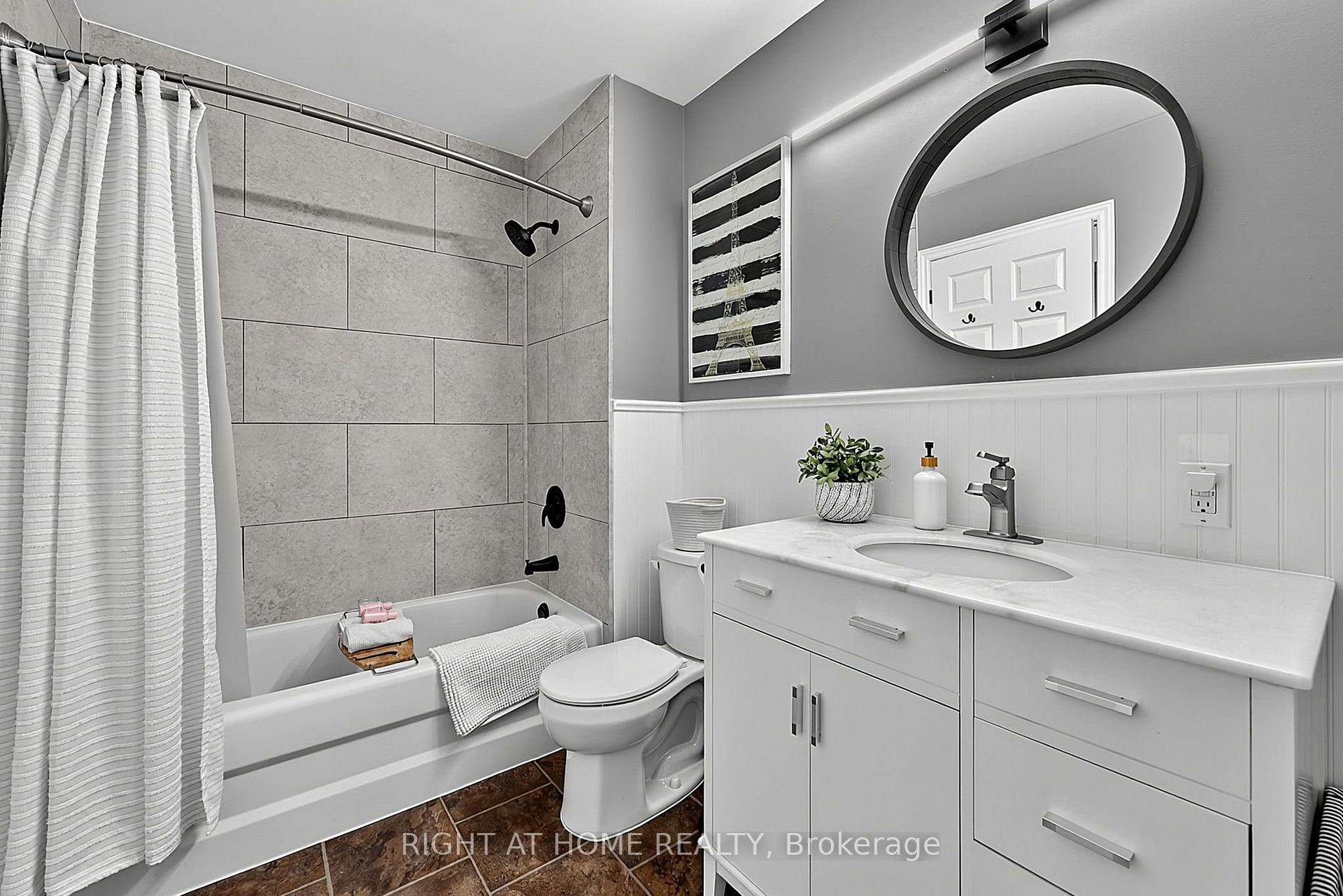 Photo 19 of 23 Osprey Ridge Road, Barrie, Little Lake — HOMEH