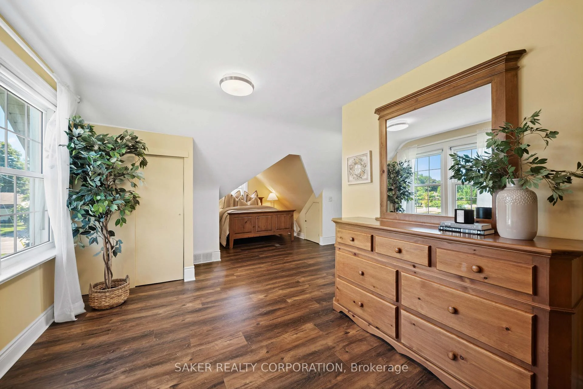 Photo 32 of 6770 James Street, London, South V — HOMEH