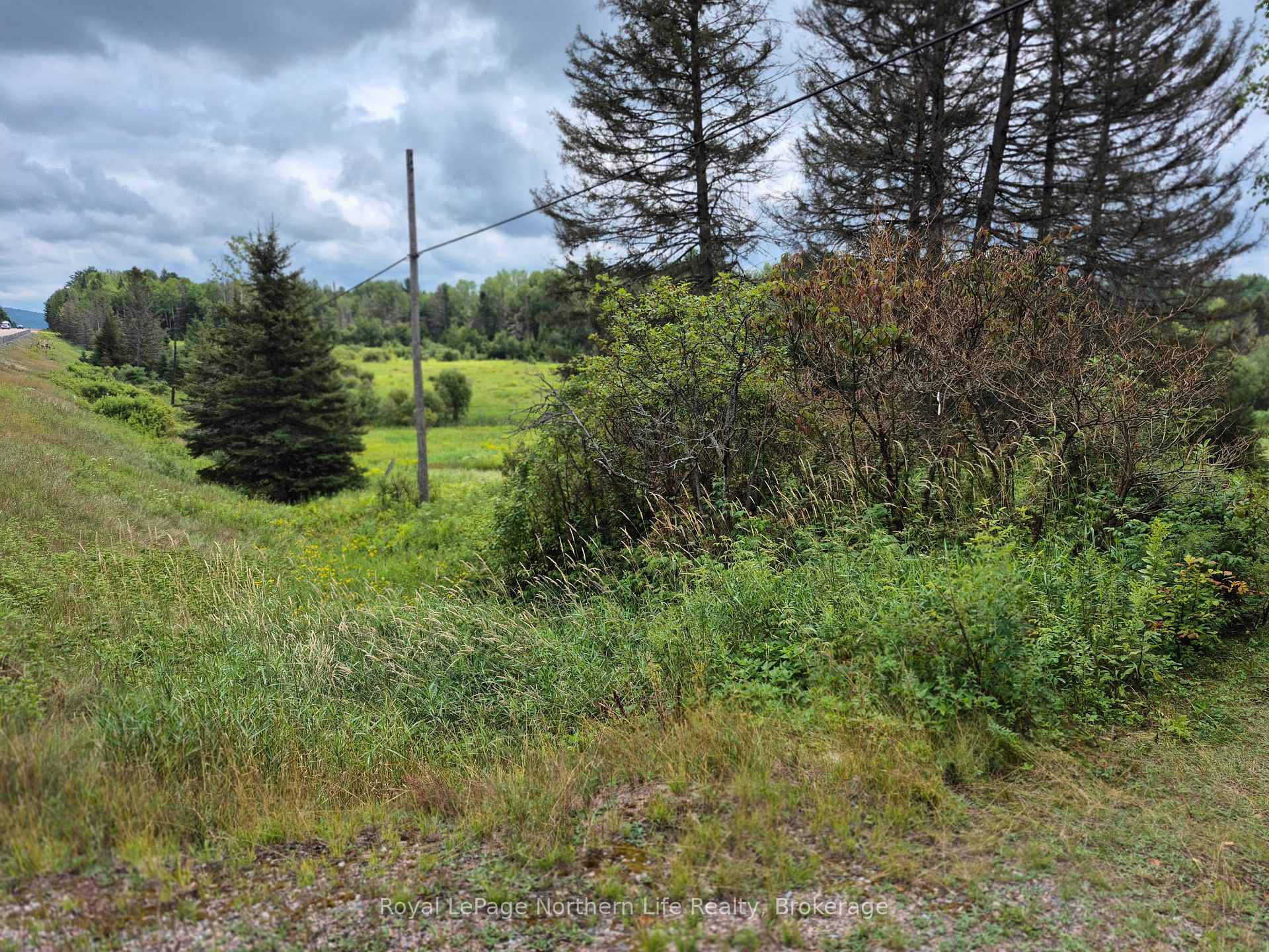 Photo 5 of 3518 Highway 17, Papineau-Cameron, Papineau Cameron — HOMEH