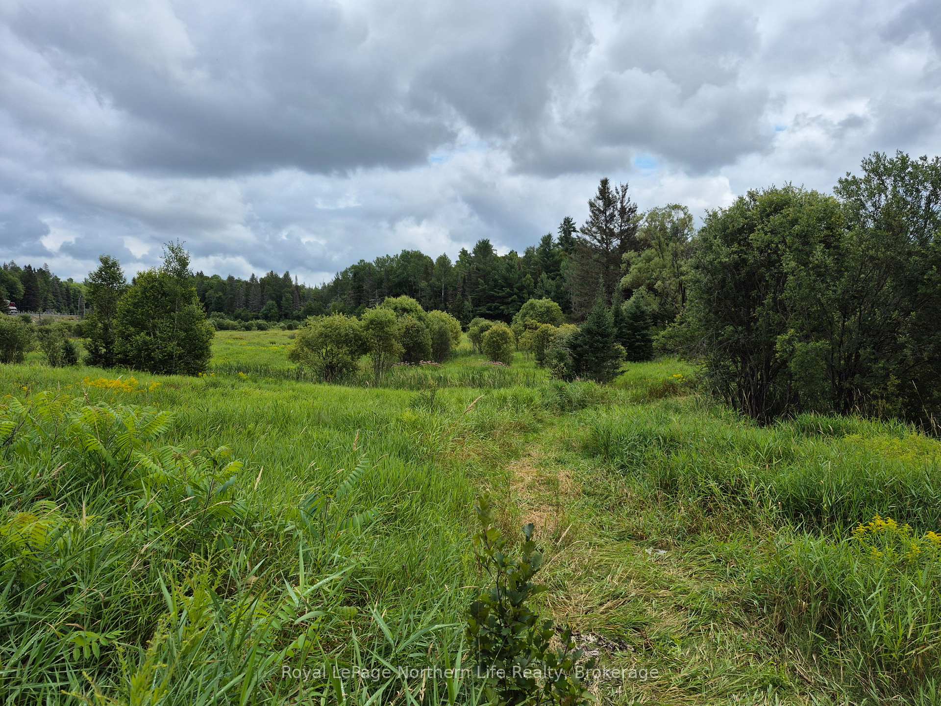 Photo 9 of 3518 Highway 17, Papineau-Cameron, Papineau Cameron — HOMEH