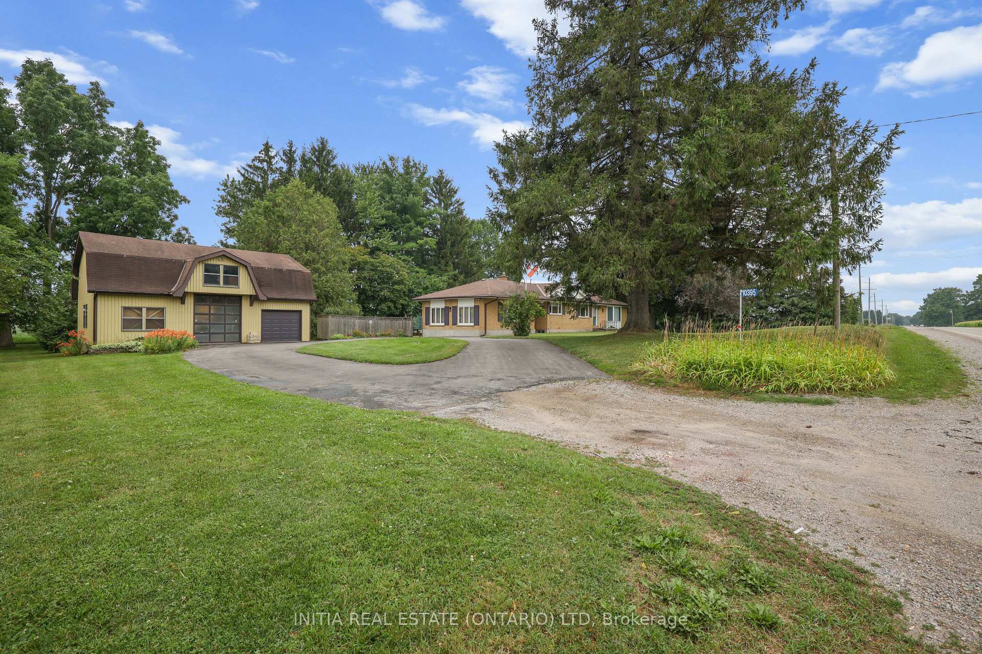 Photo 6 of 10395 Longwoods Road, Middlesex Centre, Rural Middlesex Centre — HOMEH