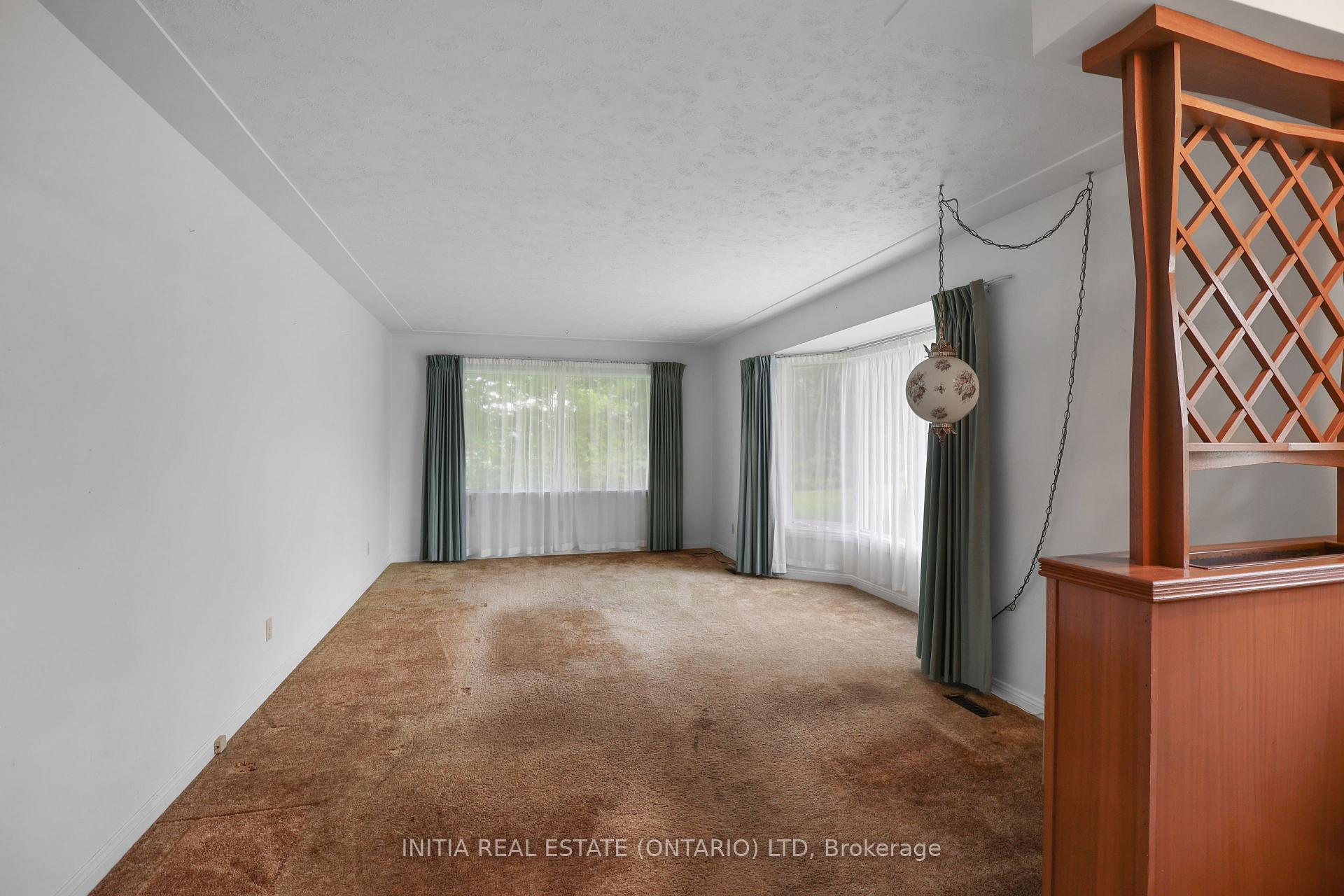 Photo 16 of 10395 Longwoods Road, Middlesex Centre, Rural Middlesex Centre — HOMEH