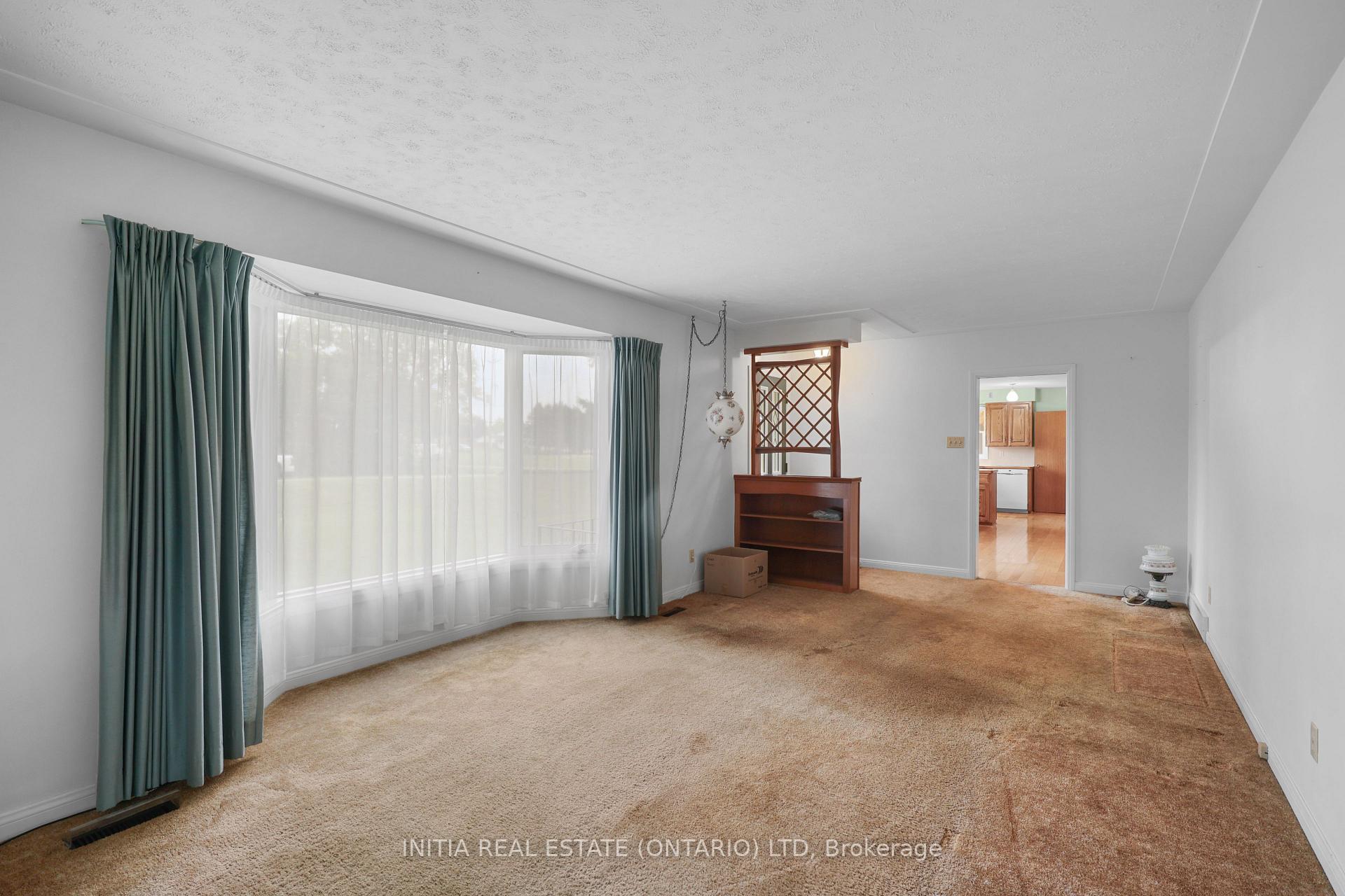 Photo 17 of 10395 Longwoods Road, Middlesex Centre, Rural Middlesex Centre — HOMEH