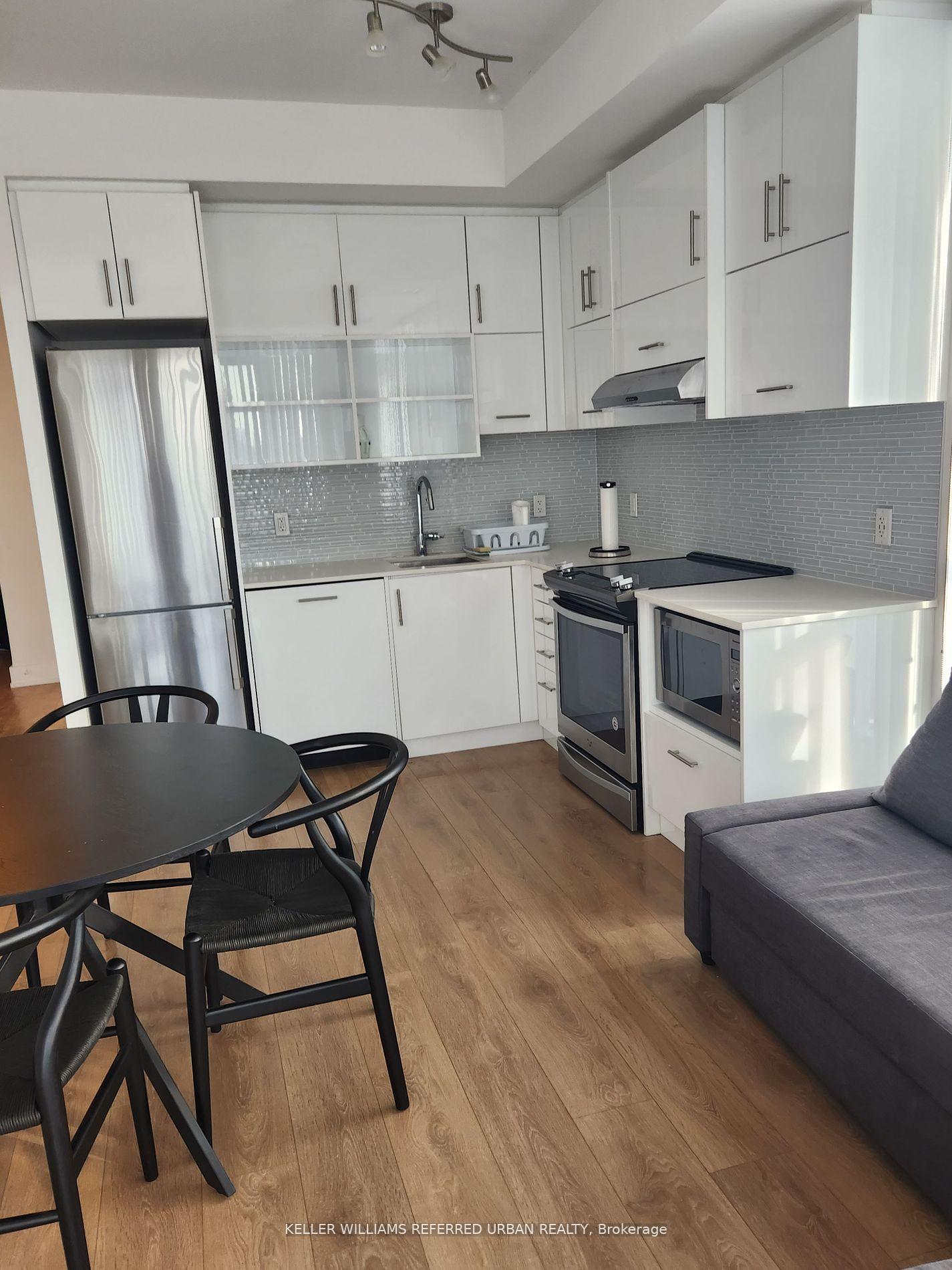 Photo 1 of Unit 602, 128 Fairview Mall Drive E, North York, Don Valley Village — HOMEH