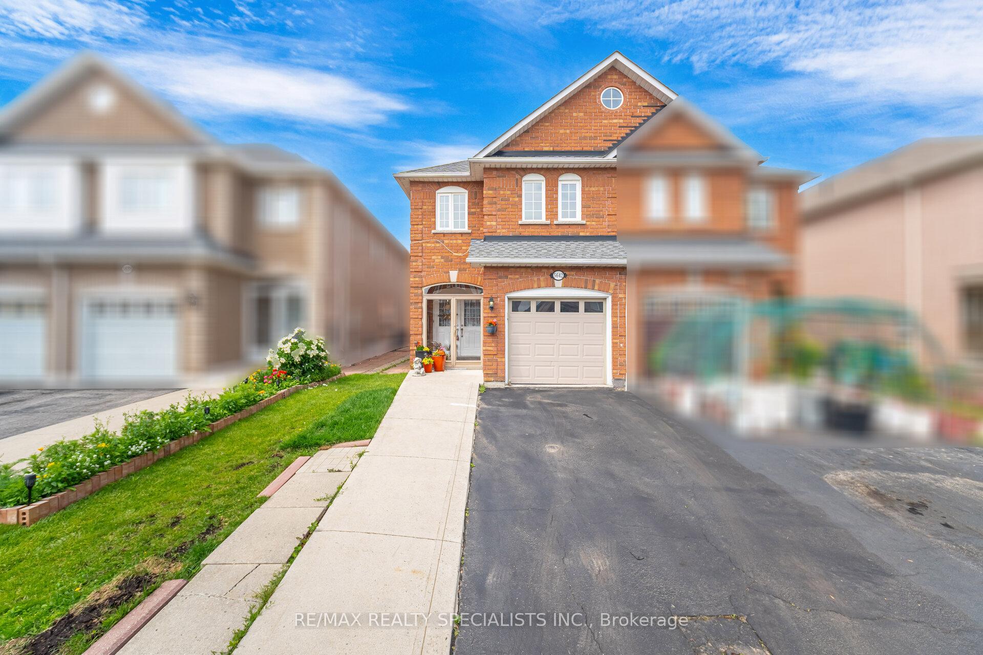 Photo 2 of 5642 Armando Avenue, Mississauga, East Credit — HOMEH